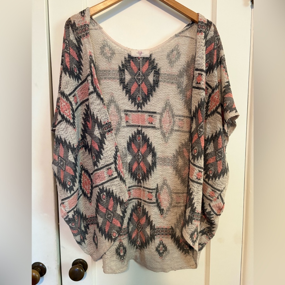 Blushed Tribal Print Poncho Top